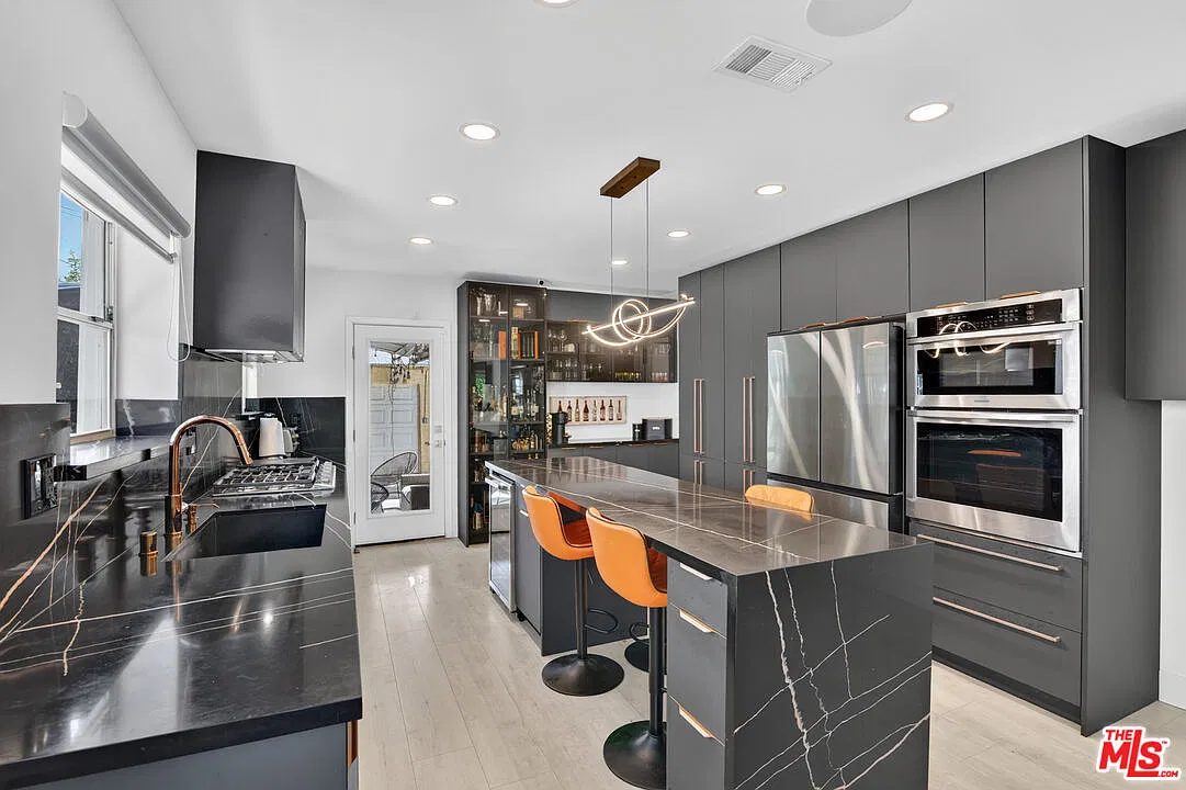 5 bed, 3.0 bath, 2395 sqft, $8,495 — Photo 1