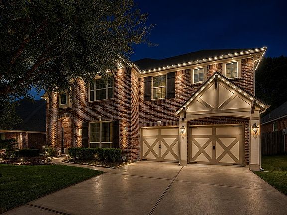 2nd image of 123 Forest Valley Bnd
