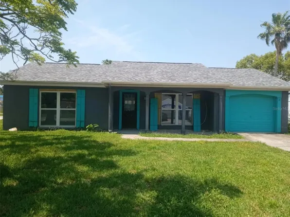 3317 Honeymoon Ln, Holiday, FL 34691