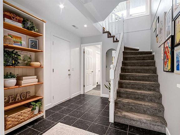 4th image of 88 N Coachway Gdns SW