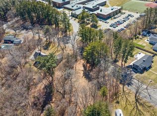 200 Essex St, Lynnfield, MA 01940