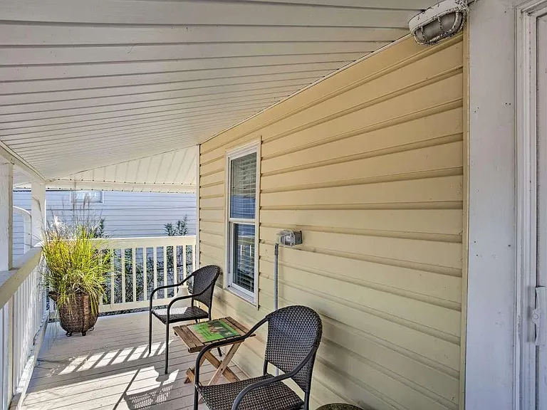 832 N Fletcher Ave #B — Photo 7
