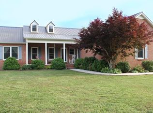 411 Beacon Dr, McMinnville, TN 37110