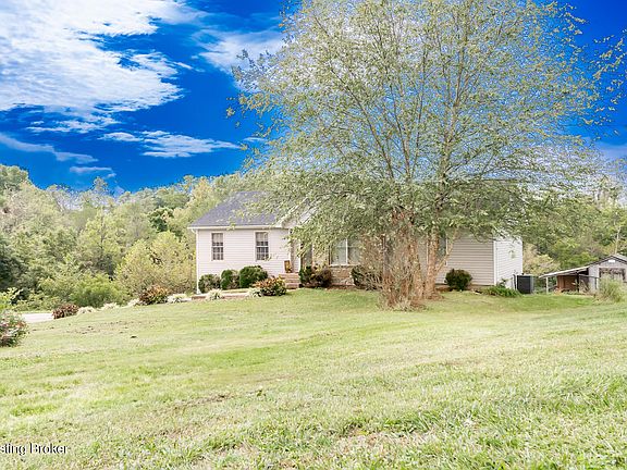 2nd image of 581 Whitetail Dr