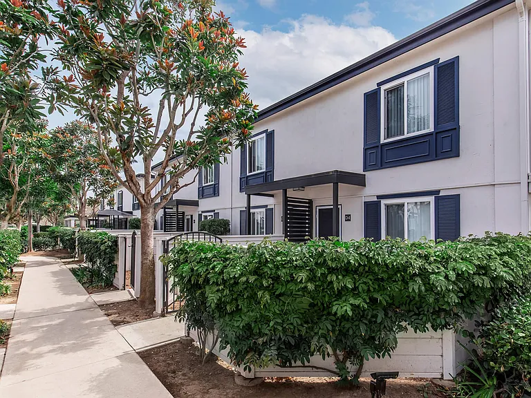 Sandpointe Cove Apartment Homes — Photo 11