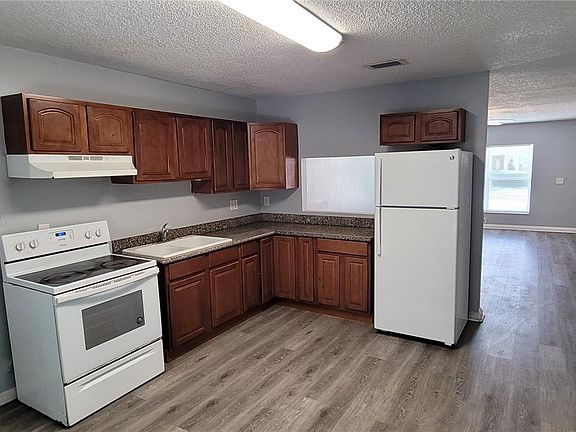 5th image of 5943 Ithaca Cir W
