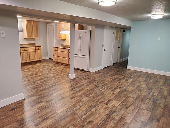 5th image of 4284 S Normandie Ln #B