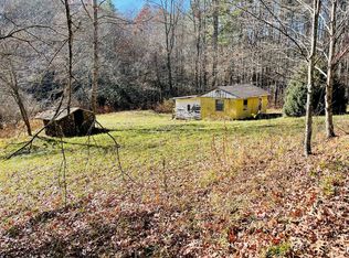 854 Trillium Rd, Laurel Fork, VA 24352