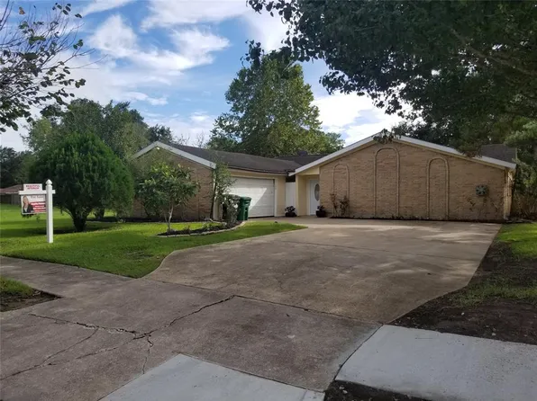 11002 Sageview Dr, Houston, TX 77089