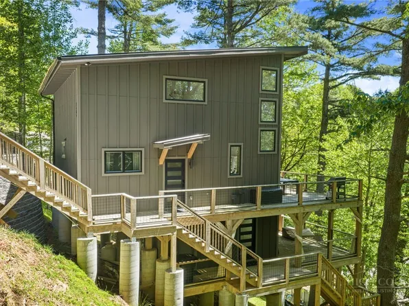 1385 Niley Cook Road, Blowing Rock, NC 28605