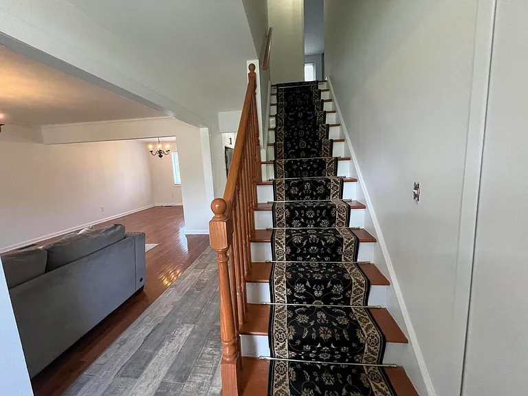 4033 Ramblewood Dr — Photo 28