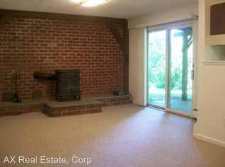 4 Embassy Ct, Armonk, NY 10504