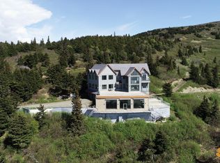 7670 Big Mountain Dr, Anchorage, AK 99516