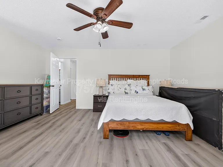 1700 Star Lake Dr — Photo 14