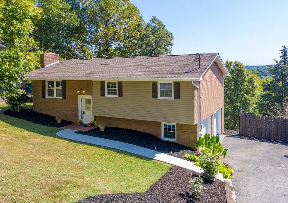 1st image of 965 Beechwood Dr