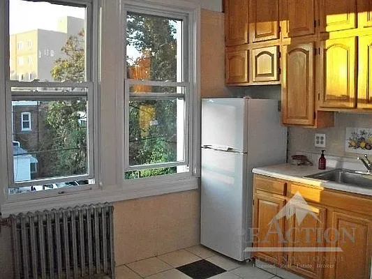 Rented by Reaction | media 9