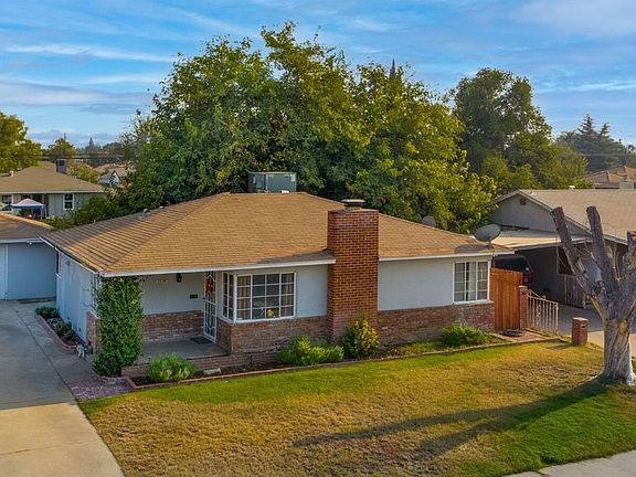 5th image of 2114 Arden Dr W
