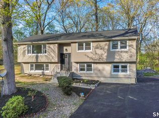 30 Patricia Court, Ledyard, CT 06335