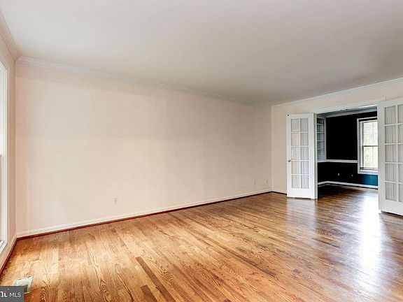 5th image of 14500 Gallant Fox Ln