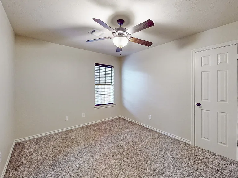 1120 Eagle Ave — Photo 20
