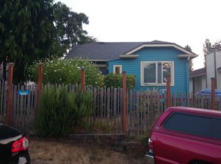 760 N 100th St, Seattle, WA 98133
