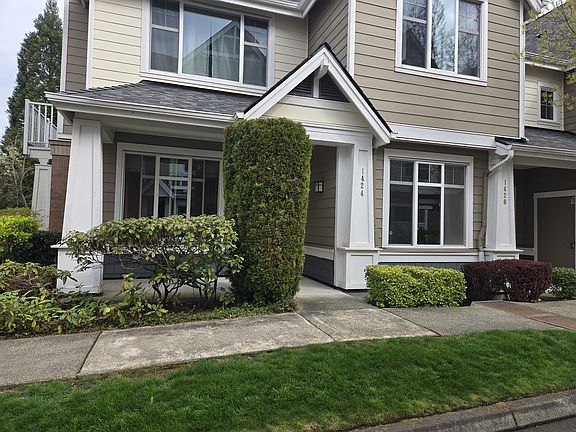 4th image of 1424 Huckleberry Cir