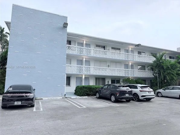1120 102nd St APT 21, Bay Harbor Islands, FL 33154