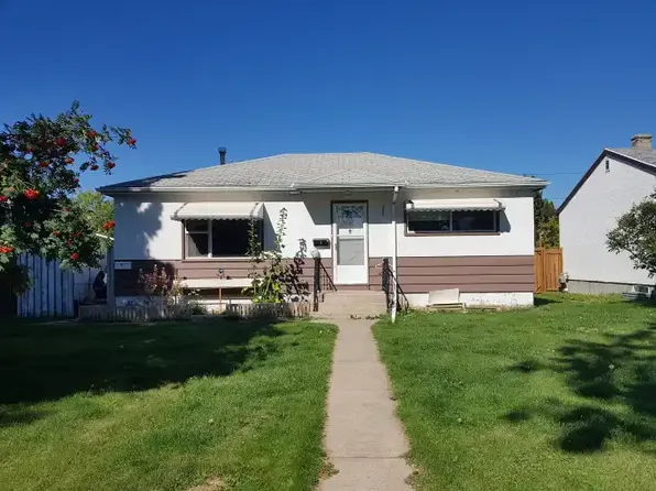 3918 50th St #1A, Red Deer, AB T4N 1W3