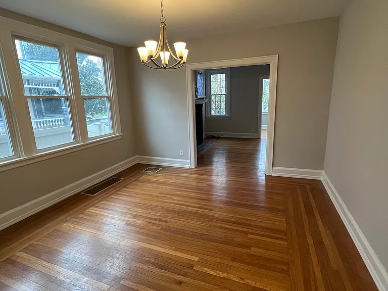 2830 Observatory Ave — Photo 13