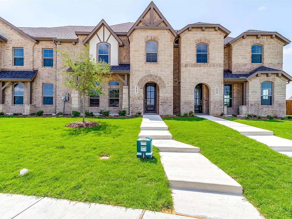 811 Homeplace Cir