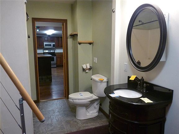 2nd image of 2051 Hickory Dr