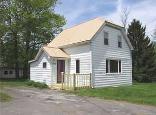 5228 Scranton Rd, Hamburg, NY 14075