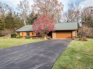 5415 Prairie Vw, Brighton, MI 48116