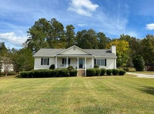 192 W Lakeview Dr NE, Milledgeville, GA 31061