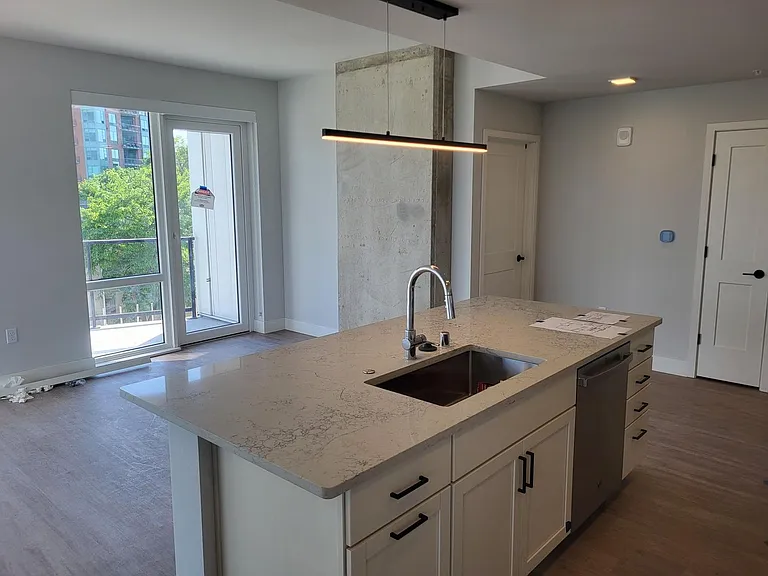 The Adria 179 W. Wilson St. — Photo 91