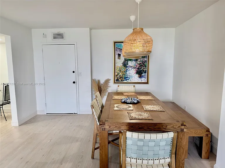 3140 S Ocean Dr #512 — Photo 14