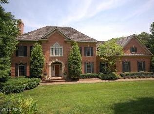 10104 Harewood Ct, Great Falls, VA 22066