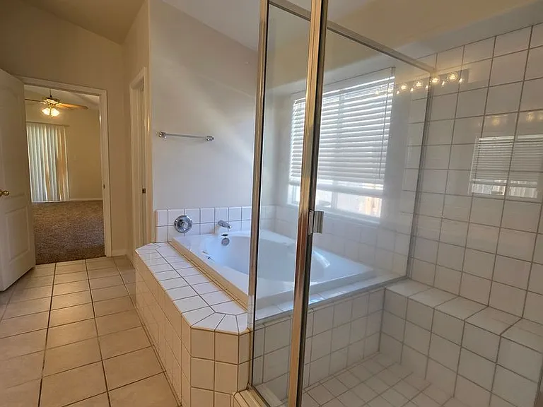 10104 Brookline Woods Dr — Photo 17