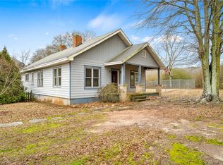 1006 Ballew Rd, Townville, SC 29689