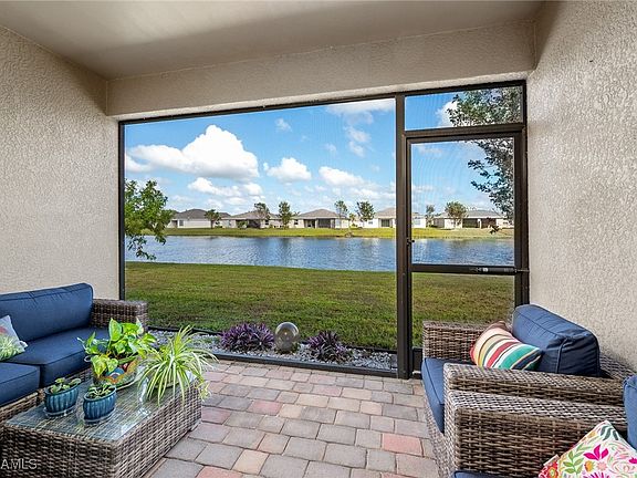 3rd image of 10753 Crossback Ln