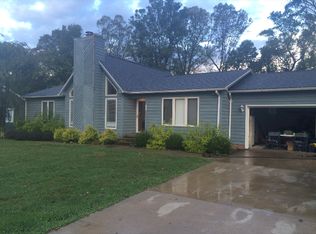 55 Overlook Dr, Bridgeport, WV 26330