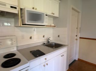 19866 Hammond Rd, Pitt Meadows, BC V3Y2R7