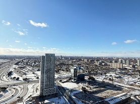 125 Village Green Sq