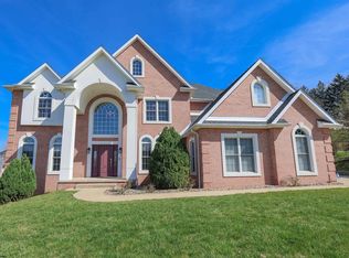 202 Rivercrest Dr, Morgantown, WV 26508