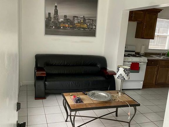 3rd image of 2727 N Oak Park Ave #2R