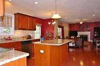 4th image of 2914 Phillips Brook Ln