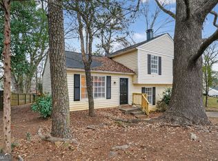 4616 Garden Hills Dr, Stone Mountain, GA 30083