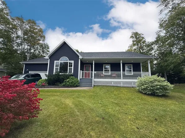20 Lakeshore Drive, Pasadena, NL A0L1K0