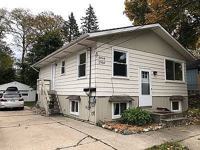 1st image of 2948 Coit Ave NE
