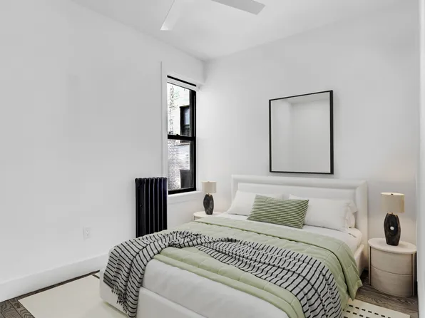 35 Clarkson Avenue image 3 of 9